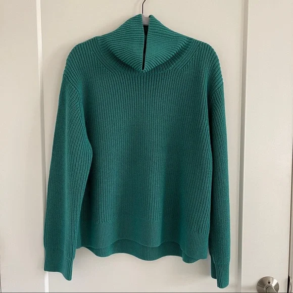 Aritzia Jara sweater - Picture 6 of 8